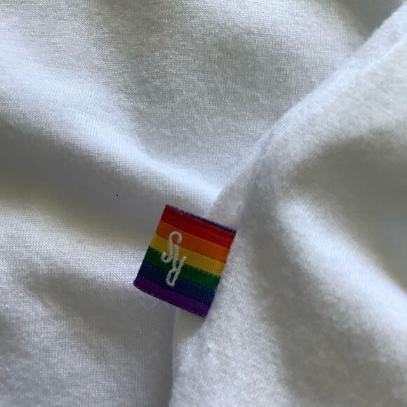 ROOM SERVICE Rainbow Graphic Tee Extra Small - Picture 6 of 8